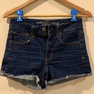 American Eagle woman’s shorts